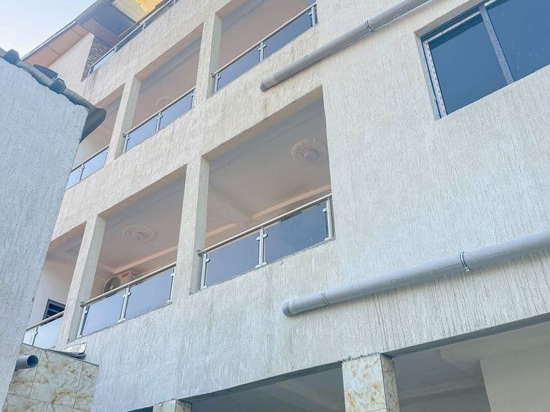 Appartement Moderne - Abatta, photo 2